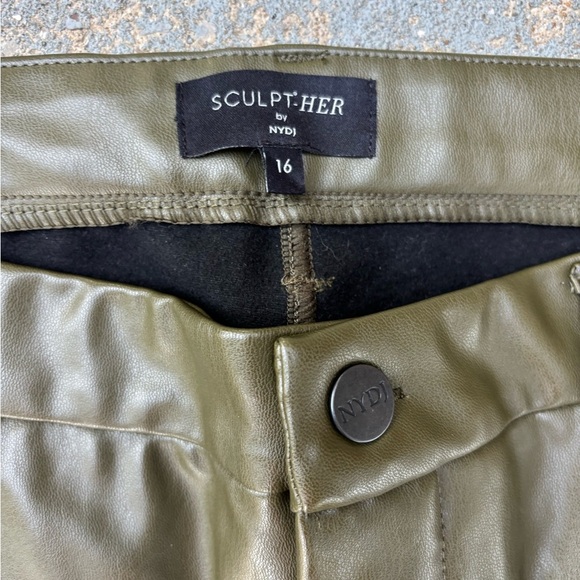 Sculpther Olive Faux Leather Pants - Picture 2 of 5